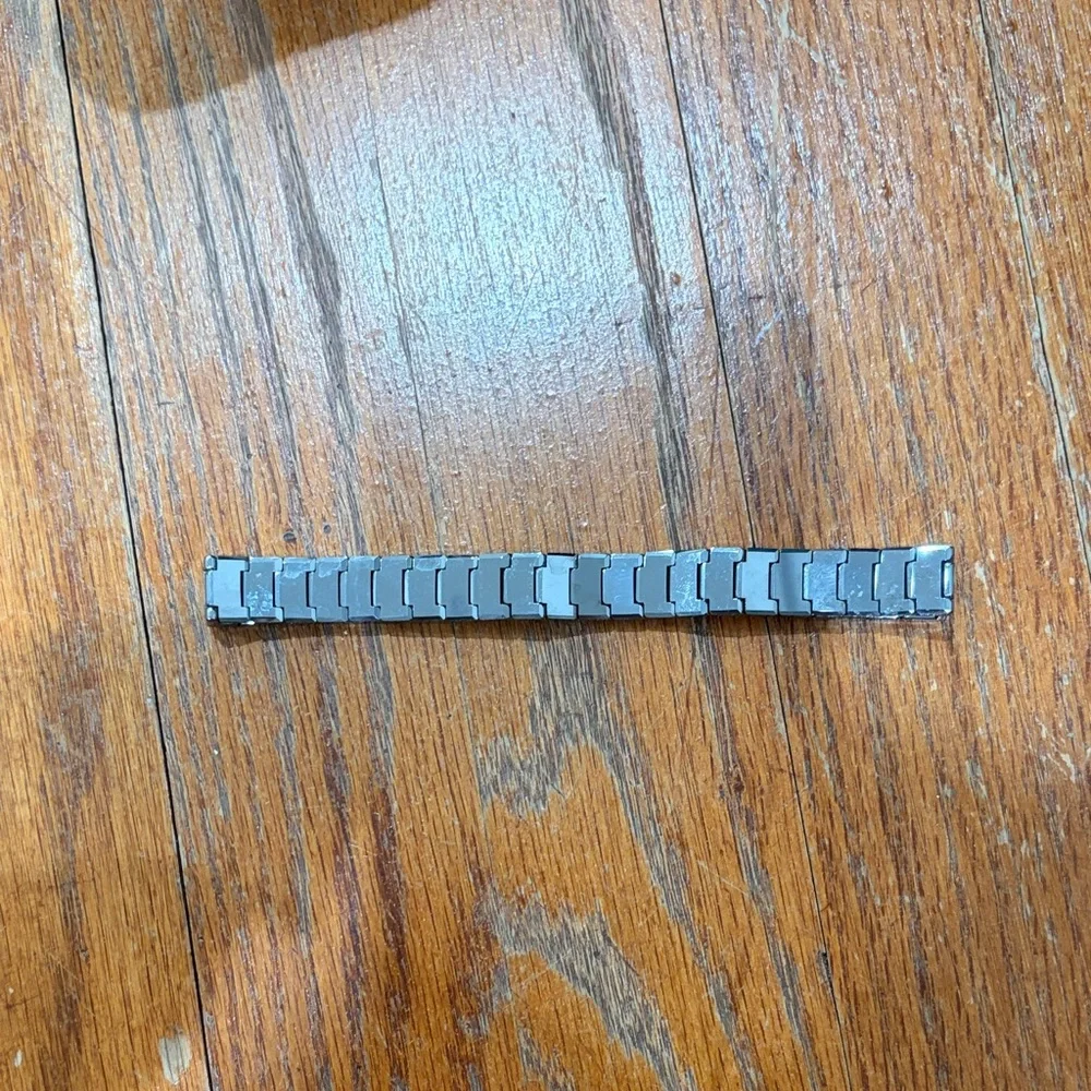 Silver Metal bracelet